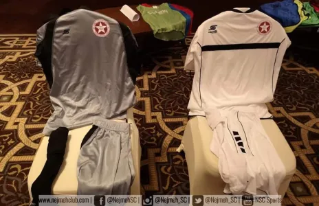 Football Lebanon - النجمة سيرتدي اللون الأبيض من Cappelli 