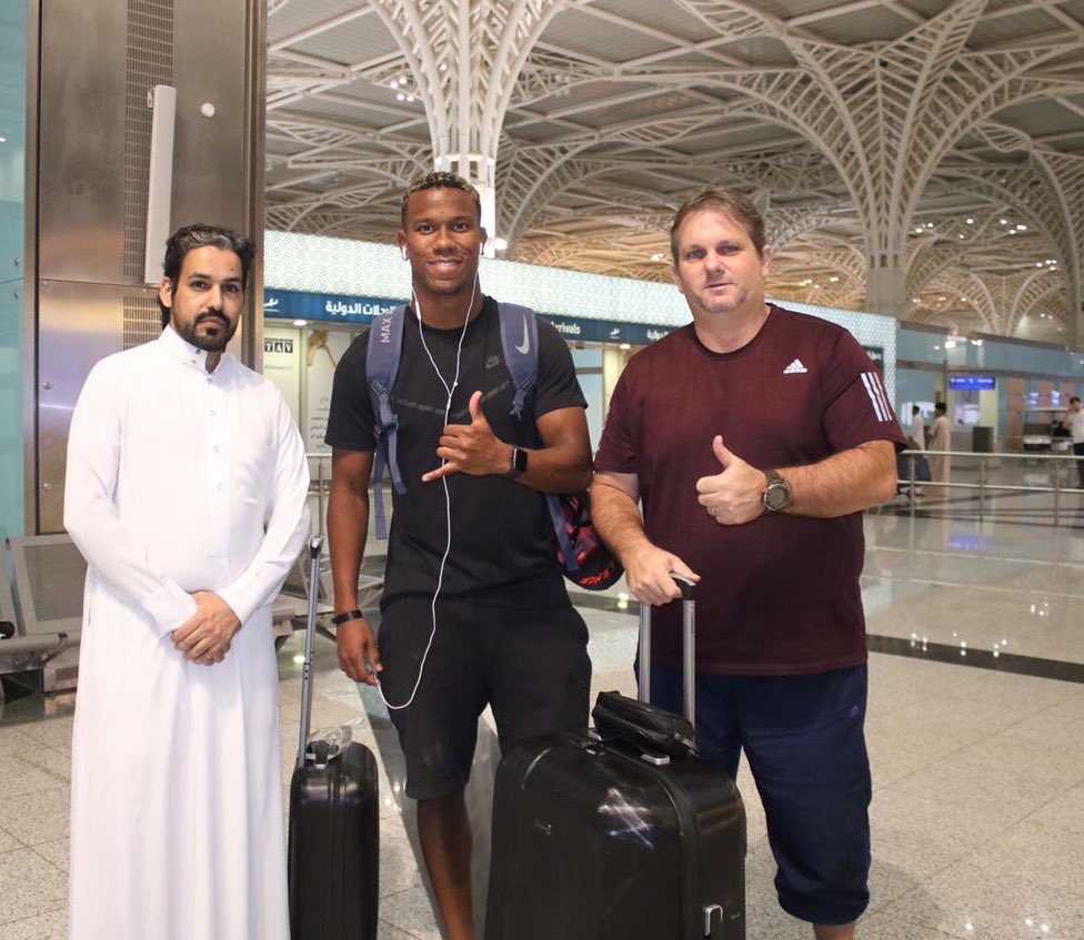 Football Lebanon - خاص Football Lebanon | بديل الحاج مالك وصل إلى السعودية 