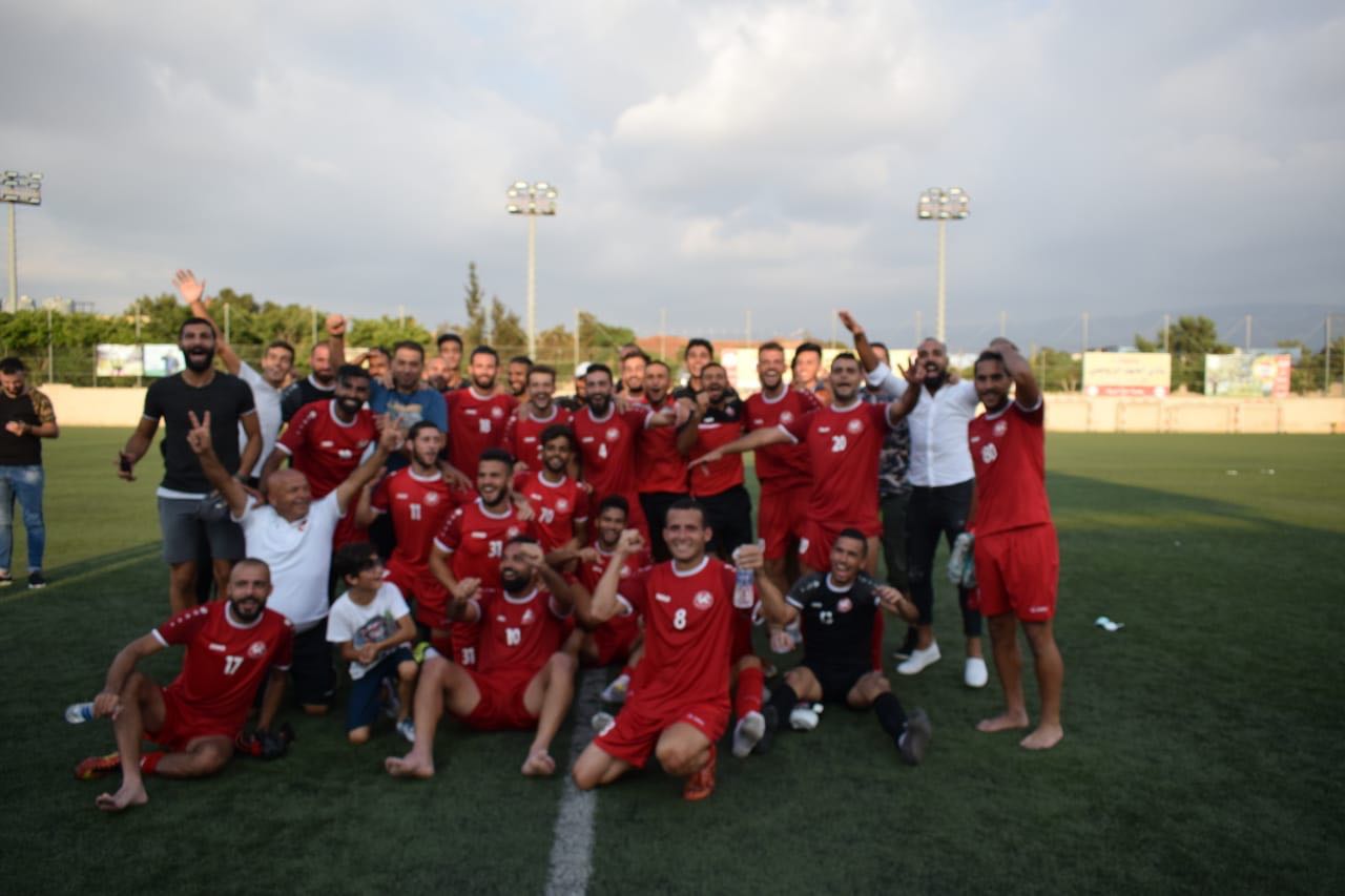 Football Lebanon - الجيل الذهبي للإخاء إلى عرش الذهب في النهائي الحلم المرتقب! 