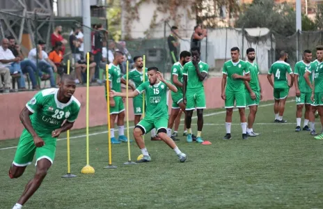 Football Lebanon - إصابة حنيني في ودية الأنصار والعربي 