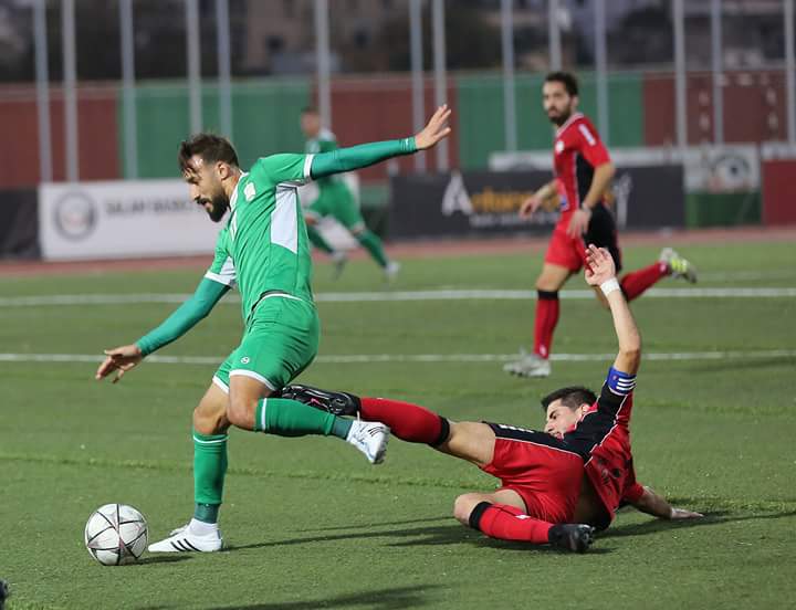 Football Lebanon - تكه جي يطير إلى الجبل