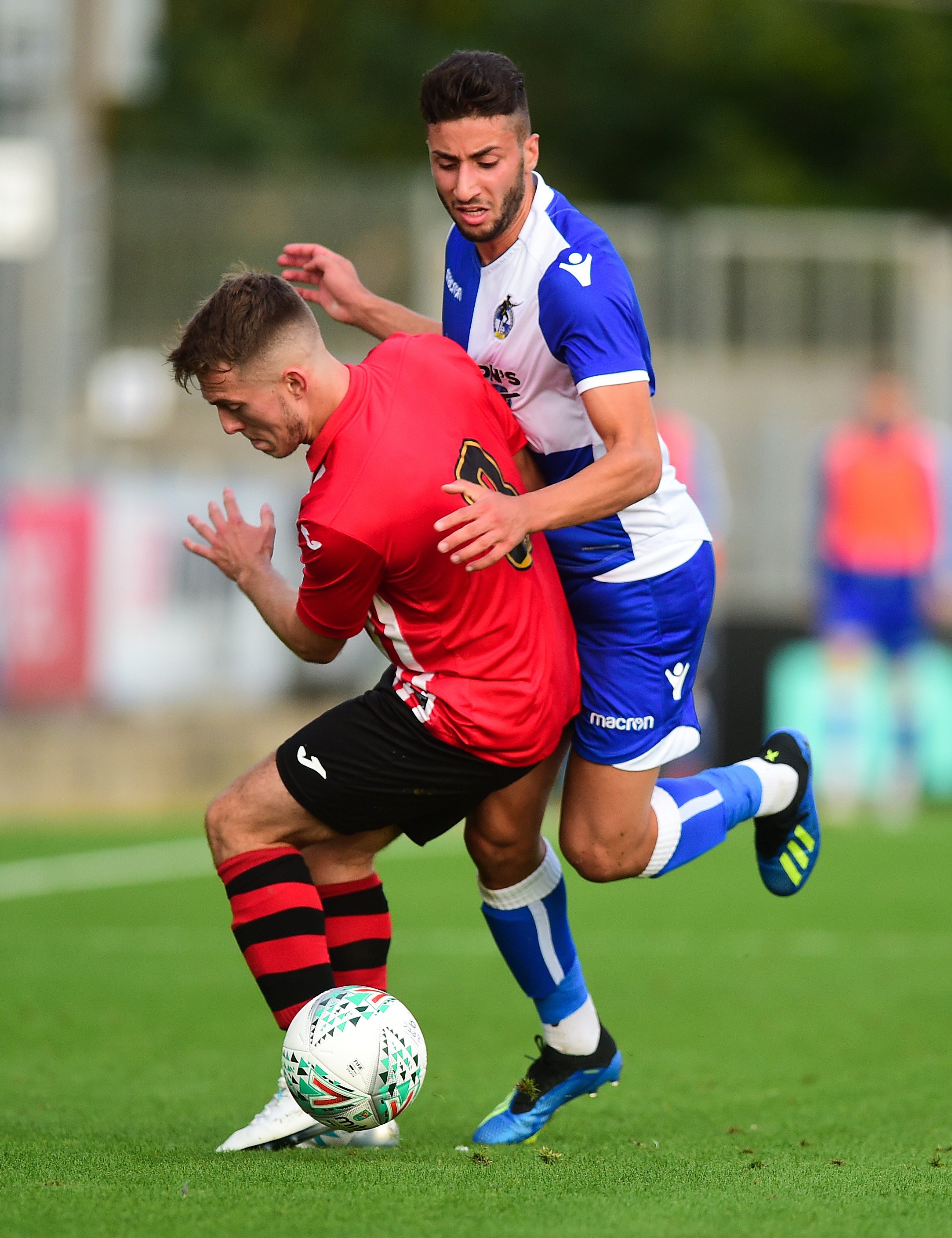 Football Lebanon - أخبار المحترفين | لحود ونجارين يكملان مشوار كأسي المكسيك وأستراليا وبوغيال يبدع في انكلترا