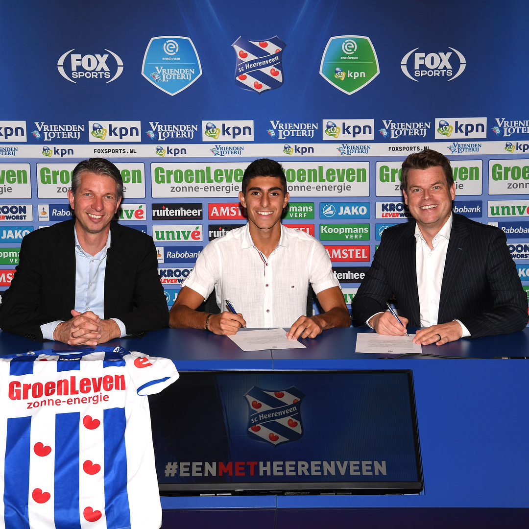 Football Lebanon - مهاجم لبناني إلى الدوري الهولندي