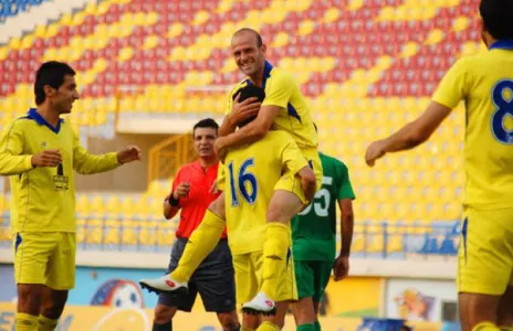 Football Lebanon - خاص Football Lebanon | نجم التضامن صور والأنصار مع البرج