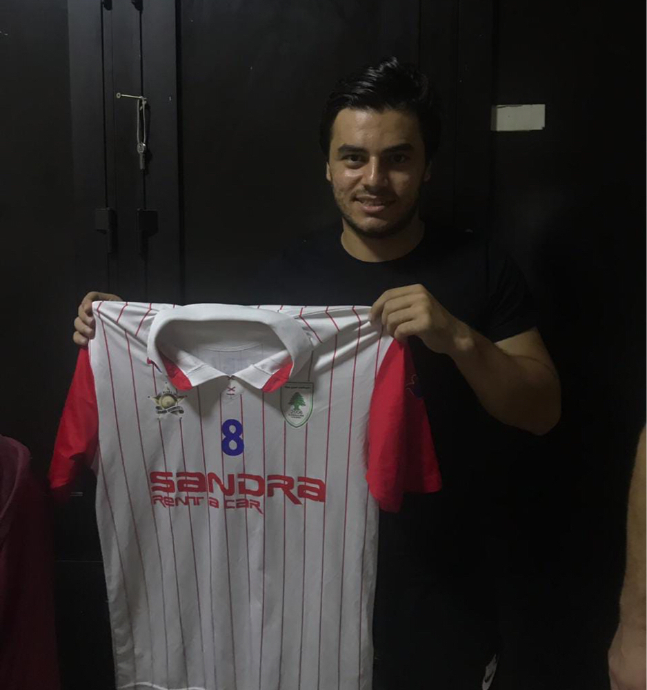 Football Lebanon - لاعب الأنصار السابق في صفوف الشباب العربي