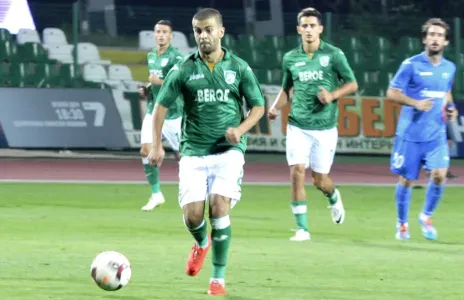 Football Lebanon - حقيقة المفاوضات بين الانصار واياس