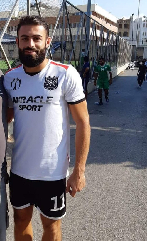 Football Lebanon - لاعب الشباب العربي في تمارين الأنصار