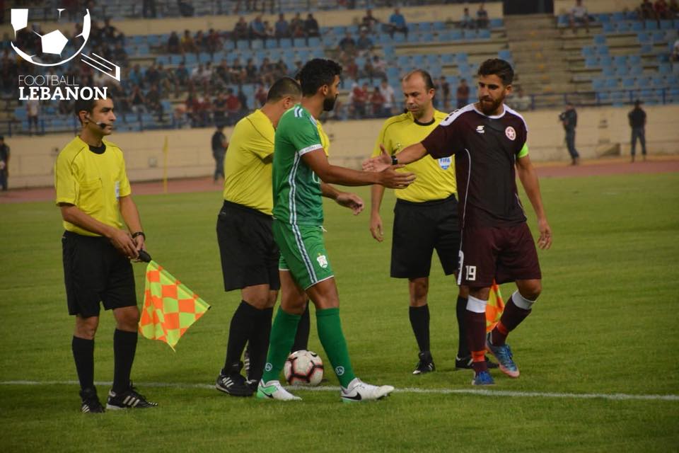 Football Lebanon - غياب الراعي الرسمي عن قمصان الأندية