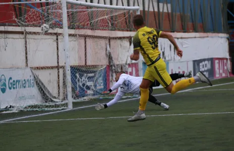 Football Lebanon - العهد يعود الى سكة الانتصارات من بوابة البقاع