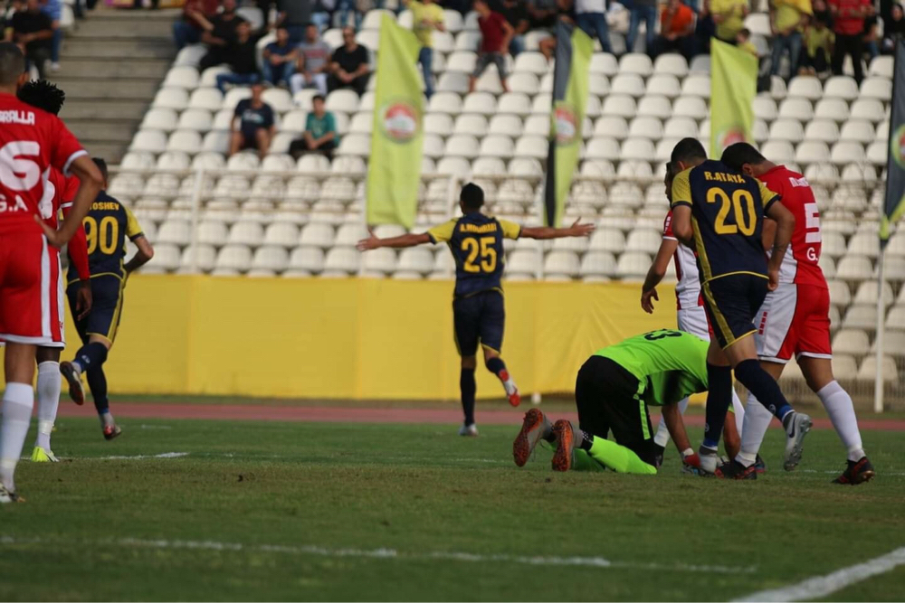 Football Lebanon - العهد يتصدر مؤقتا بفوزه على الغازية