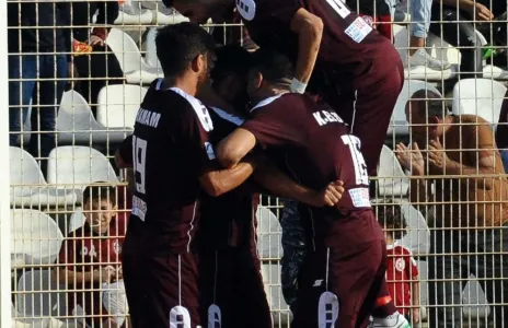 Football Lebanon - النجمة يهزم الساحل ويحافظ على الصدارة