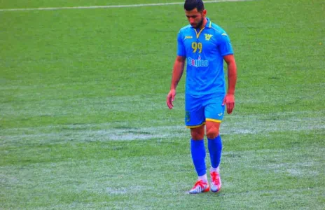 Football Lebanon - بحسون الى الدوري الهندي