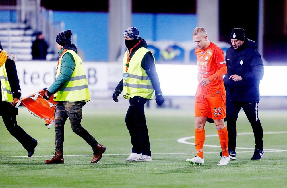 Football Lebanon - خسارة الأخوين ملكي في ذهاب الدور الفاصل المؤهل إلى الدوري السويدي وإصابة روبرت