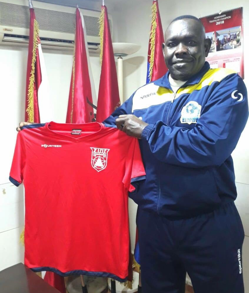 Football Lebanon - الصقر بدلا من فرحات لتدريب الهومنمن