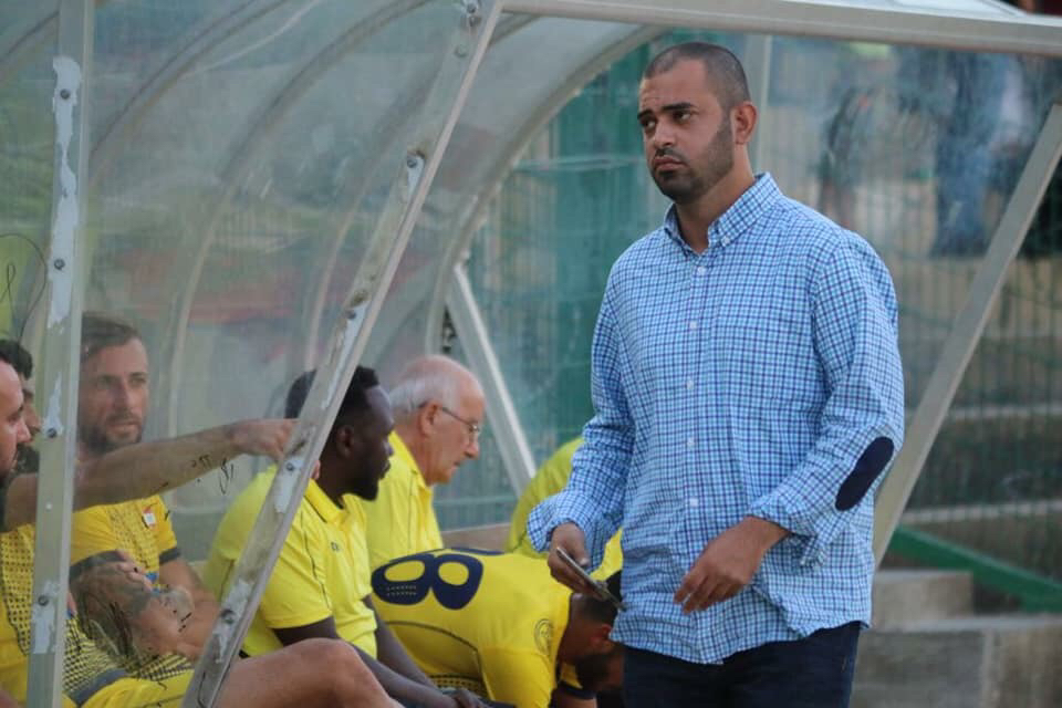 Football Lebanon - عودة شري عن استقالته