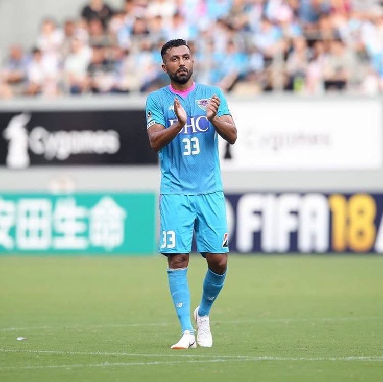 Football Lebanon - العمري ينجو من الهبوط في اليابان قبل العودة إلى الإمارات