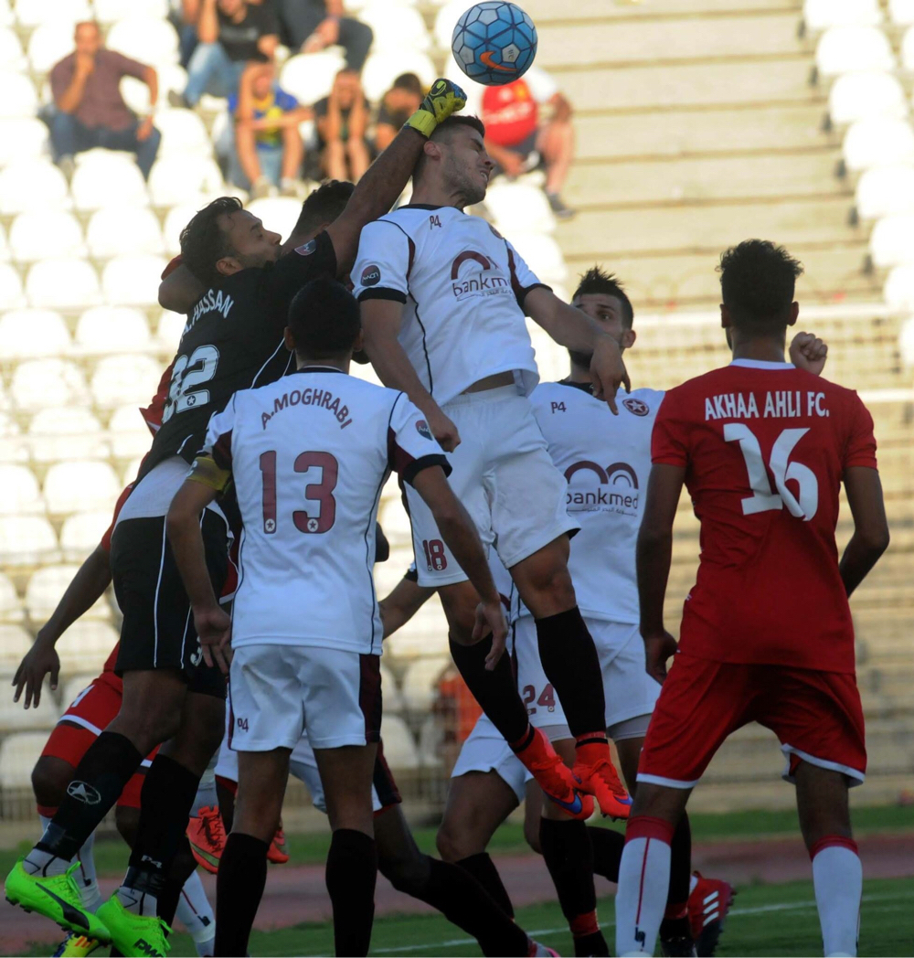 Football Lebanon - غياب عباس حسن مدة ثلاثة أسابيع