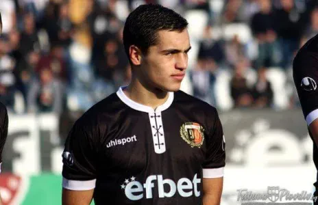 Football Lebanon - حمود إلى شيفيلد الإنكليزي