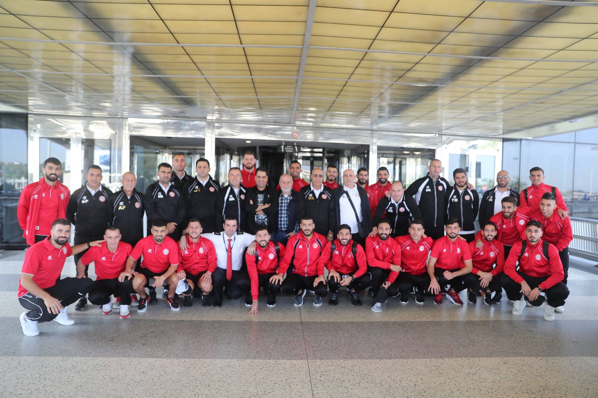 Football Lebanon - بعثة المنتخب تغادر الى البحرين