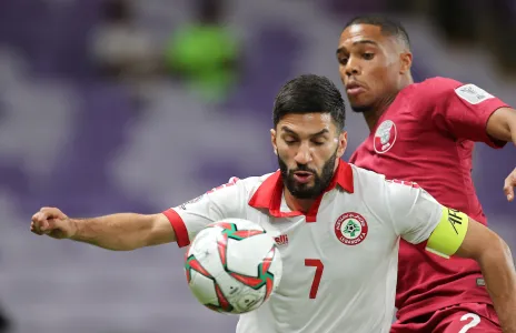 Football Lebanon - قطر تفوز على لبنان بمساعدة الحكم الصيني