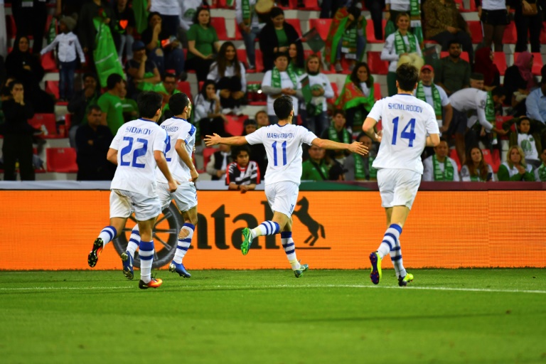 Football Lebanon - كأس آسيا 2019: أوزبكستان إلى دور الـ16