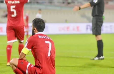 Football Lebanon - إياس يوضح ويؤكد بقاءه في العهد