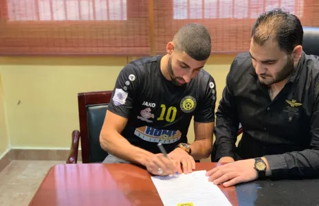 Football Lebanon - البرج يتعاقد مع لاعب فرنسي من أصول جزائرية