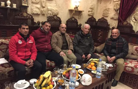 Football Lebanon - اجتماع اندية بعلبك مع رئيس بلديتها