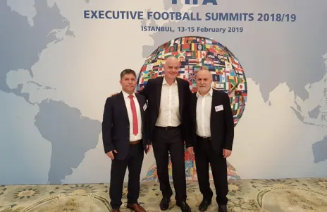 Football Lebanon - الشحف ومحمد يشاركان ي اجتماع الفيفا لتطوير كرة القدم