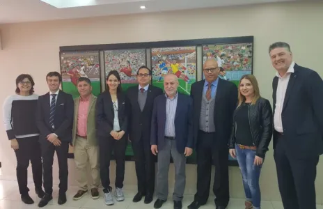 Football Lebanon - الشحف يستقبل وفد الاتحاد الدولي من أجل تطوير كرة القدم المدرسية