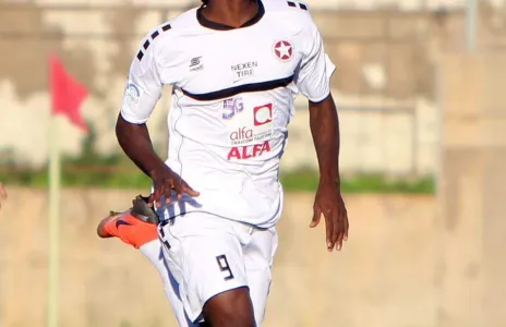 Football Lebanon - النجمة يفسخ عقد مهاجمه لويس