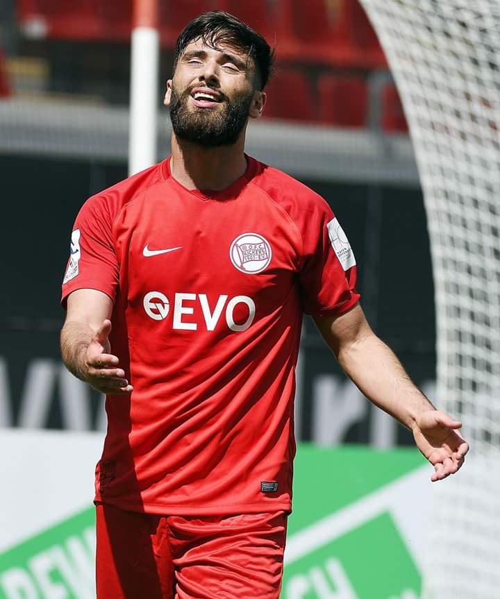 Football Lebanon - استعدادات المحترفين للموسم الجديد