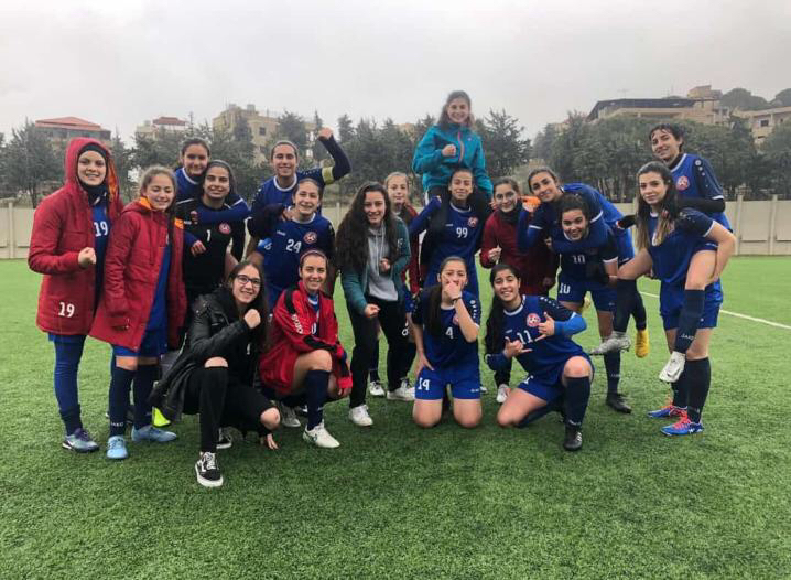 Football Lebanon - فتيات الاخاء ونجوم الرياضة في الصدارة