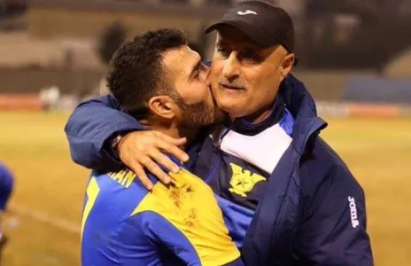 Football Lebanon - إستقالة رستم من تدريب الصفاء