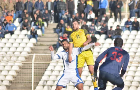 Football Lebanon - فوز مهم للعهد يقربه اكثر من اللقب