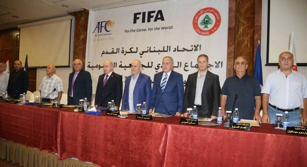 Football Lebanon - انقسام اتحادي يؤجل اختيار مدرب المنتخب والحديث بقضية المراهنات