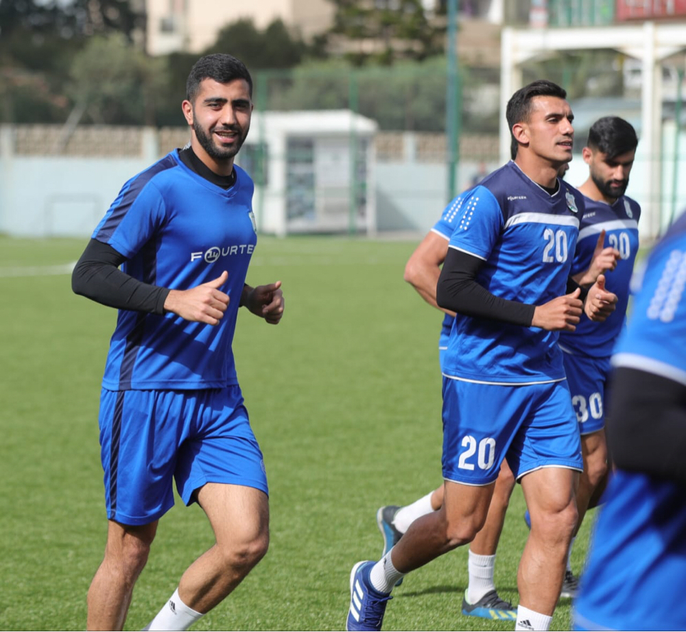 Football Lebanon - أيوب يشارك في تمارين الأنصار 