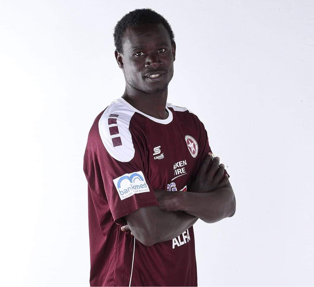 Football Lebanon - النجمة يجدد عقد السنغالي نيانغ