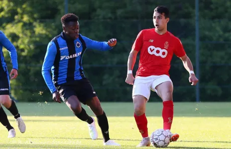 Football Lebanon - بيرشوت البلجيكي يتعاقد مع المهاجم اللبناني المذبوح