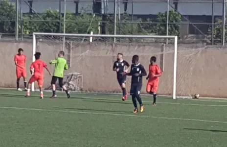 Football Lebanon - الشباب العربي يكتسح المنصورة