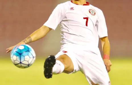 Football Lebanon - دانيال أبو فخر يتلقى العديد من العروض