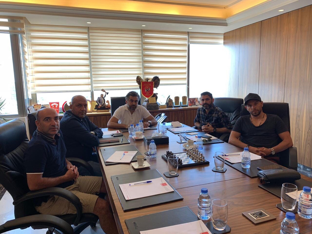 Football Lebanon - اجتماع فني للنجمة تحضيرا للاستحقاقات المقبلة