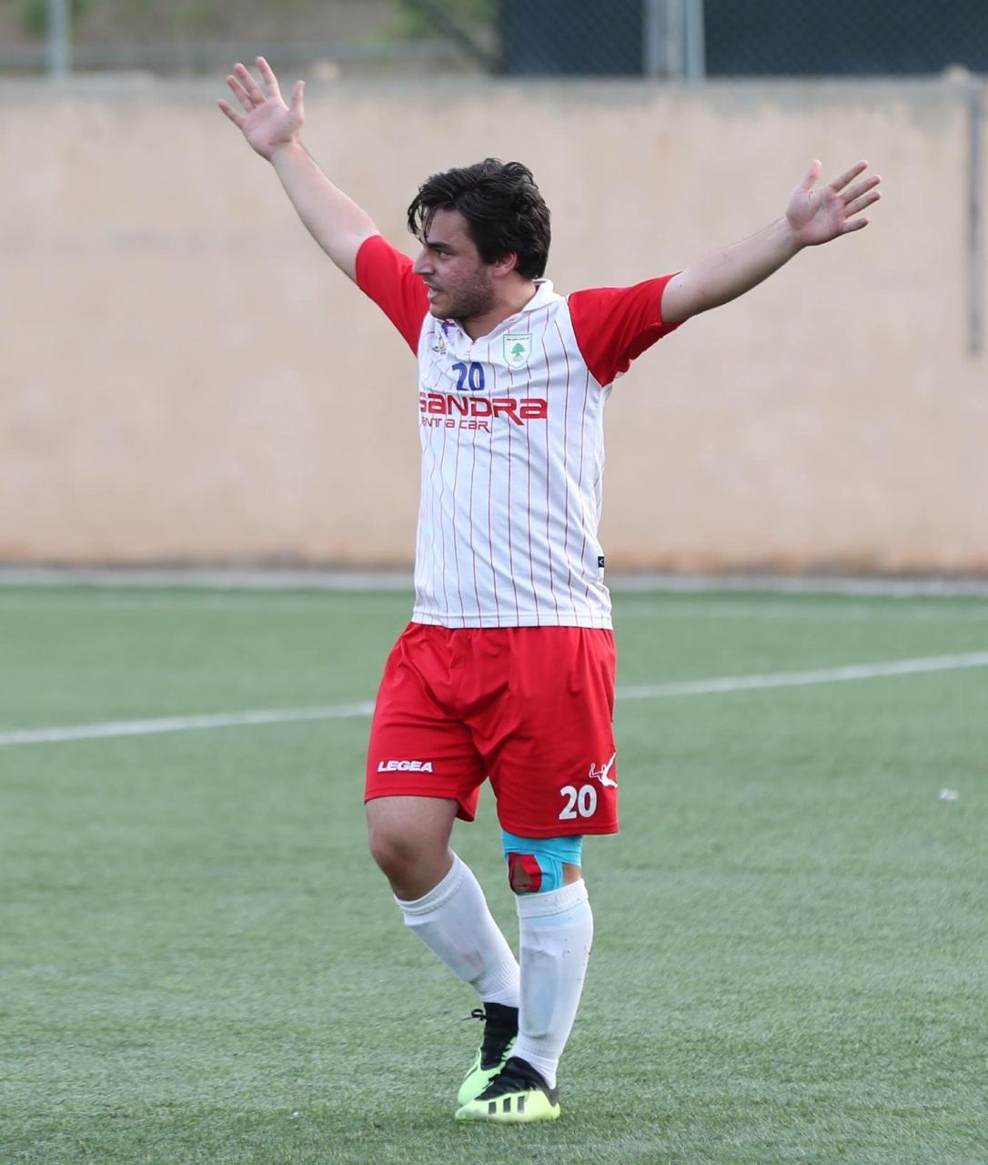 Football Lebanon - صالح يحصل على استغنائه