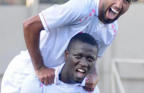 Football Lebanon - العهد يسقط امام الساحل بثلاثة اهداف