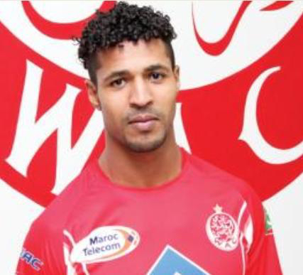 Football Lebanon - مدافع الأخاء السابق الى السلام زغرتا