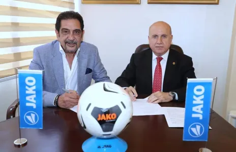 Football Lebanon - توقيع عقد رعاية JAKO للدوري اللبناني لكرة القدم