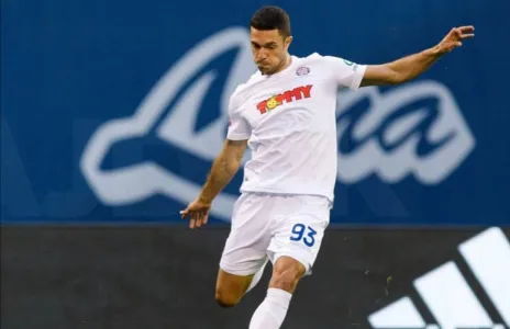 Football Lebanon - هاجدوك سبليت يرتقي إلى المركز الثاني بمشاركة جرادي