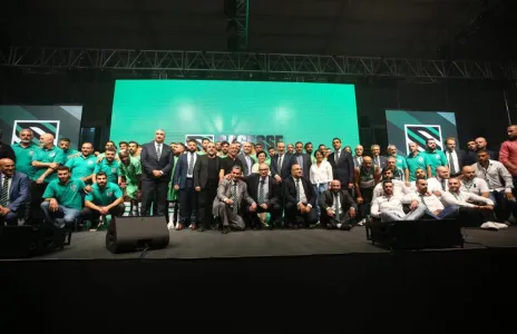 Football Lebanon - الحكمة يقدّم فرقه الرياضية في حدث لا مثيل له