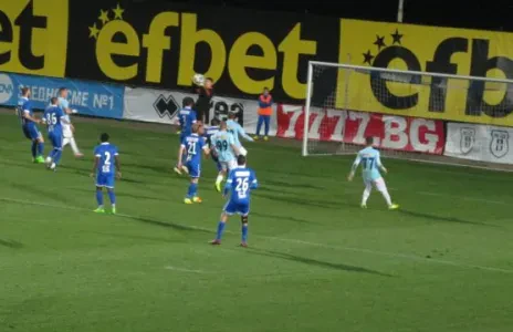 Football Lebanon - اياس يسجل في مرمى لودوغوريتس