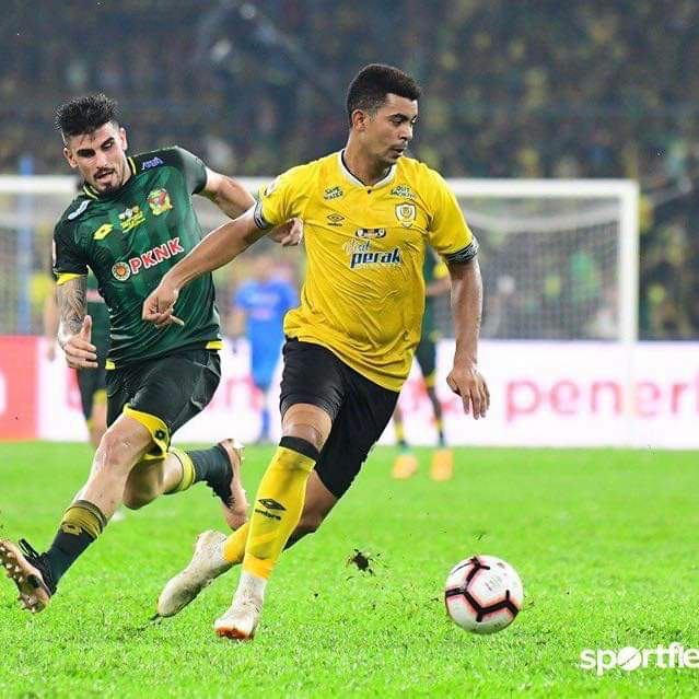 Football Lebanon - غياب الحلوة والعمري عن فريقهما وخروج الدر من كأس ماليزيا